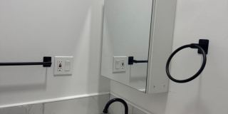 312 E 25TH Street Gallery 21