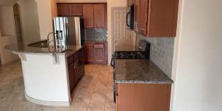 A Very Beautiful and Spacious 3 Bedroom 2 Bath Home in Yukon Public Schools Gallery 5
