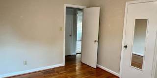 1316 Rowe Street Gallery 21
