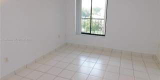 8025 SW 107 AV Gallery 6