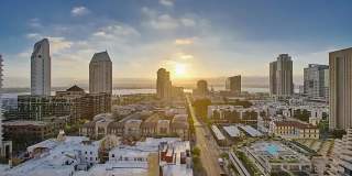 Experience upscale living in Downtown San Diego with great views. This is a must see! Gallery 1