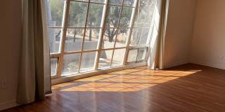 1014 East Osborn Road Gallery 1