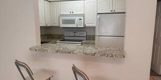 1118 SW 2nd Court Gallery 9