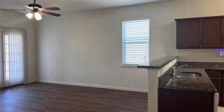 208 Cottonwood Drive Gallery 4