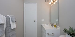 Woodside Apartments Gallery 13