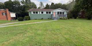 FOR LEASE- NEWLY RENOVATED 4 BED 3 BATH SINGLE FAMILY HOME IN LEBANON! Gallery 1