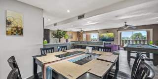 7940 E Camelback Road Gallery 21