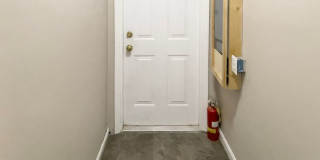 PRELEASING for AUGUST! Close to Campus Gallery 11