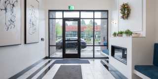 Windsor at Amberglen Gallery 13
