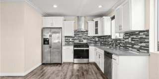 4812 Saturn Street Gallery 5