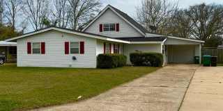 2606 Pinewood Avenue Gallery 1