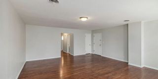 2426 1/2 S 16th St Gallery 1