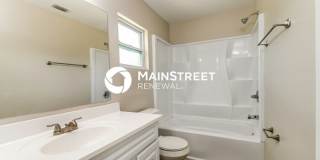 907 East 3rd Street Gallery 14