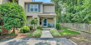 Spacious Roanoke County Townhouse Gallery 1