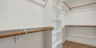 4617 Pickett Street Gallery 9