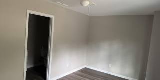 235 Greenville Avenue Gallery 8