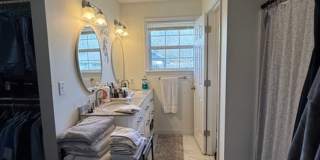 Spacious 4BR Home in Seven Oaks with Garage & Fenced Yard Gallery 31