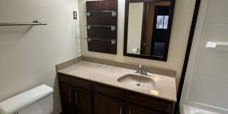2 BEDROOM 2 BATHROOM TOWNHOUSE WITH LOFT Gallery 9