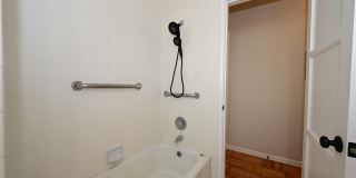 1519 Huntington Dr Gallery 41