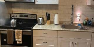 Charming furnished 2br 2nd Floor Apartment in Wilmington Gallery 10