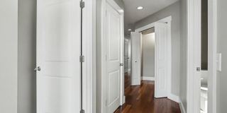 280 E Michigan Avenue Gallery 11