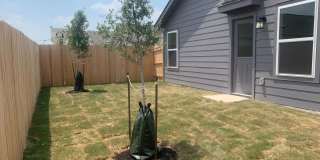 *COMING SOON* Comfortable Living with Open Kitchen & Fenced Yard! Gallery 18