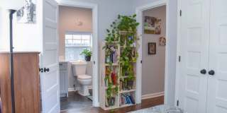 Beautiful 2 bedroom duplex in downtown Raleigh Available Early August! Gallery 10