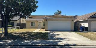 4 Bedroom Single Family Home! Gallery 1