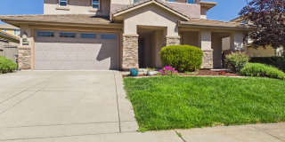 Spacious 5-Bedroom Solar Home in Blackstone with Resort Style Amenities Gallery 1