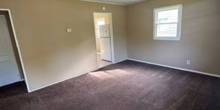 4844 Oliver Gallery 3