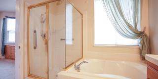 Charming Three Bedroom Napa Home Close to Queen of the Valley Medical Center Gallery 21