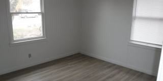 2 Bedroom House Medford Gallery 8