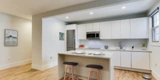 501 12th Street Gallery 1