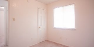 2/1 Apartment in East Austin Gallery 6