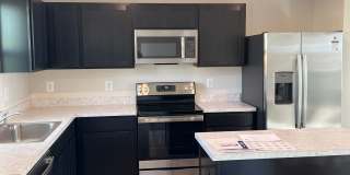 Ryan Built Newer Townhome End Unit Gallery 1