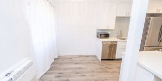 Spacious 1BR/1BA condo with patio and parking! Lake Murray Area $2195/month Gallery 11