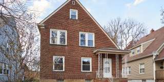 Large Firestone 4 Bed Brick Home Gallery 1