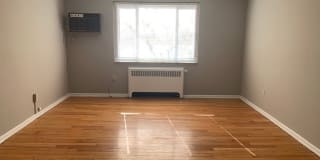 Fairhill Gardens Gallery 17