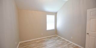 GREAT home for rent in Anna Gallery 15