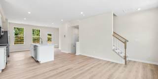 Room in 4 Bedroom Home at Beeler Ln Gallery 1