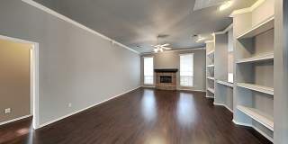 Beautiful 3 Bedroom 2 Bathroom Home in Edmond Schools with a Study Beautiful 3 Bedroom 2 Bathroom Home in Edmond Schools with a Study Gallery 4