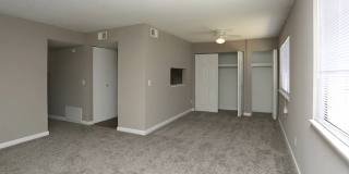 Broadmoor Apartments at West Columbia Gallery 25