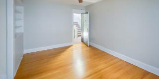 512 W Cornelia Ave Gallery 11
