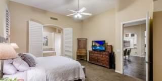 8010 E Wingspan Way Gallery 18