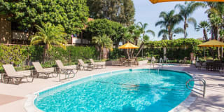 Huntington Continental Gallery 2