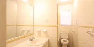 1008 S 31st St Gallery 14