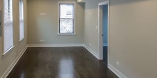 2315 N Southport Ave Gallery 3