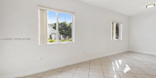 3134 Hibiscus St Gallery 19