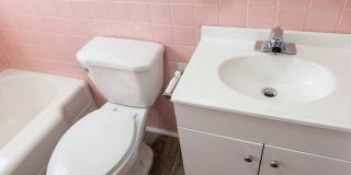 352 Adams Street Gallery 17