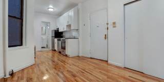 433 W 24th St Gallery 3